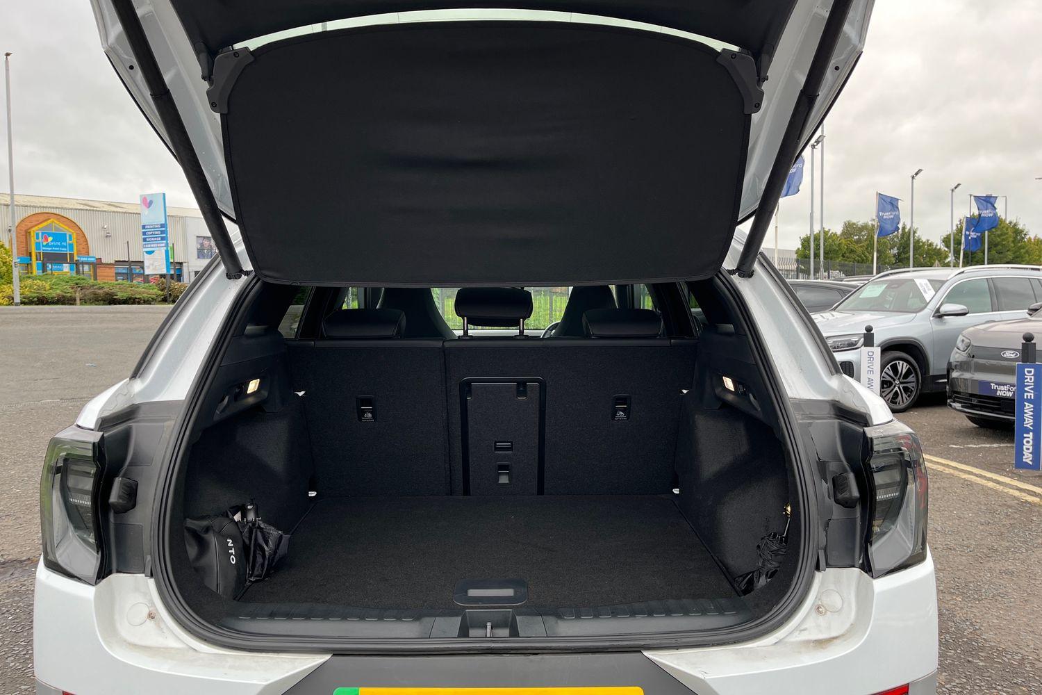 Ford Explorer Photo 20