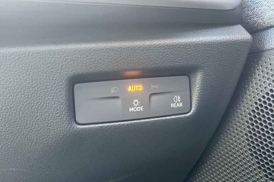 Skoda SUPERB Photo autoimg-1a50d88f2d03f398b7eb5c9064f0ff7b293fff87.jpg