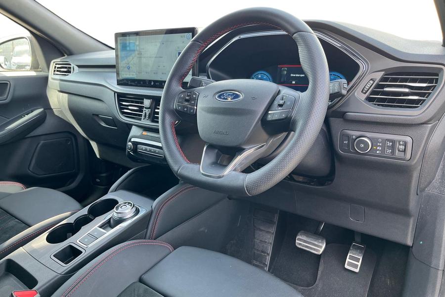 Ford KUGA Photo autoimg-1a52acff0ea8fb074f2e308a603e16dc66f7e086.jpg
