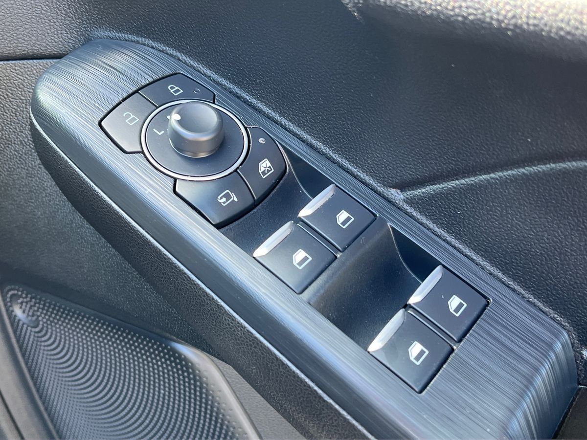 Ford Kuga Photo 28