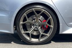 AUDI Rs6 Avant Photo 5