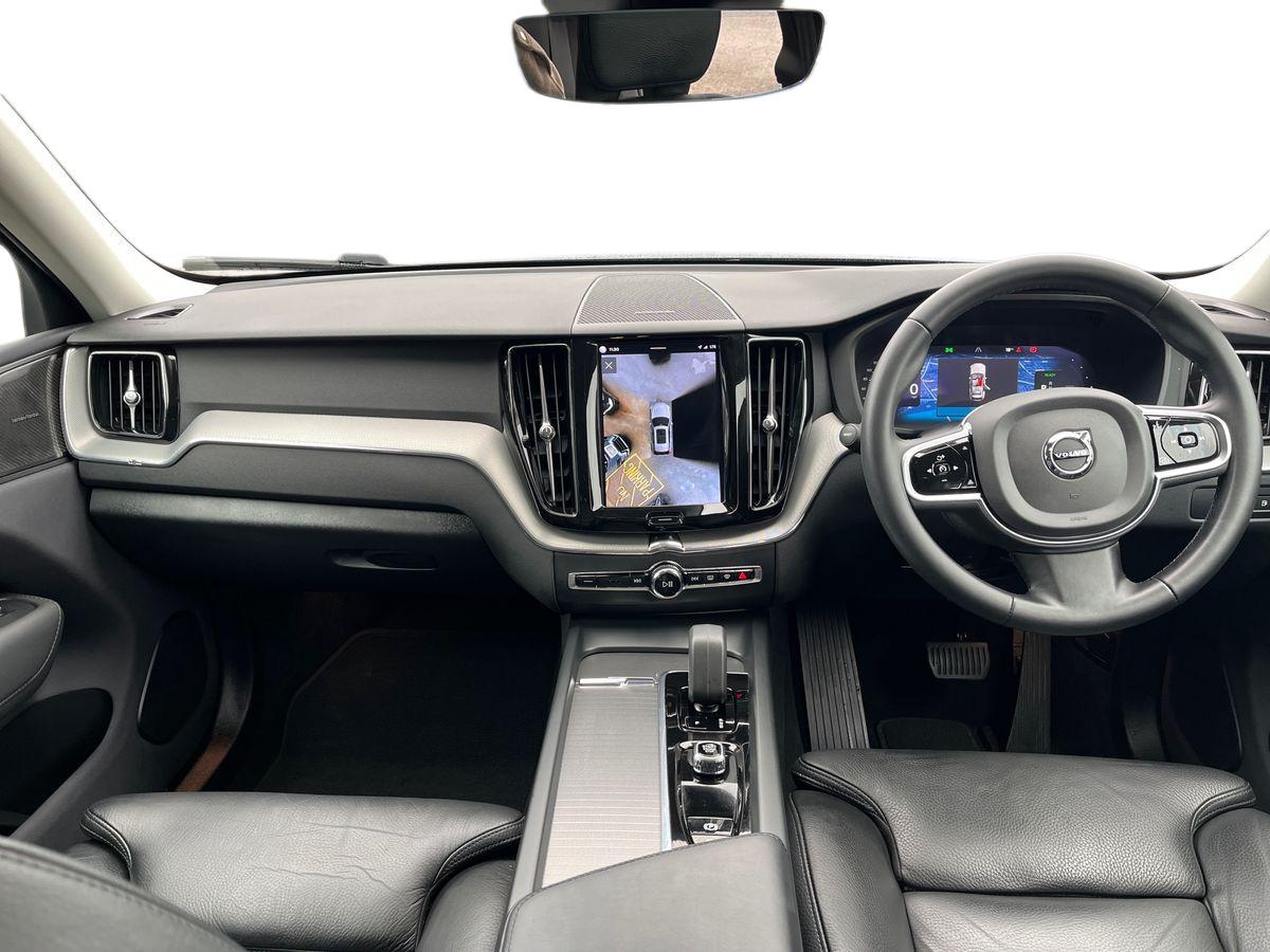 Volvo XC60 Photo 9