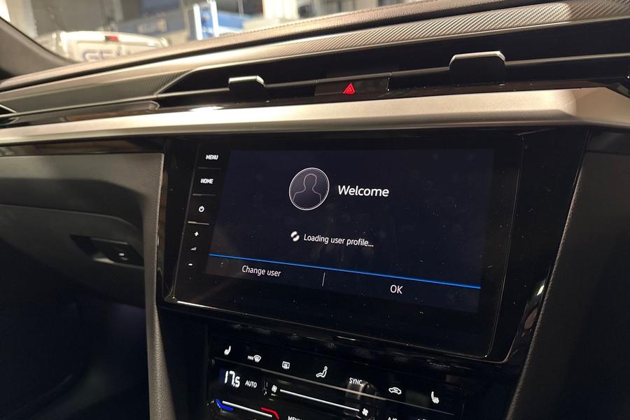 Volkswagen ARTEON Photo autoimg-1a646d0146d4a152f6a8cf1598f9ec42c9eba1ed.jpg