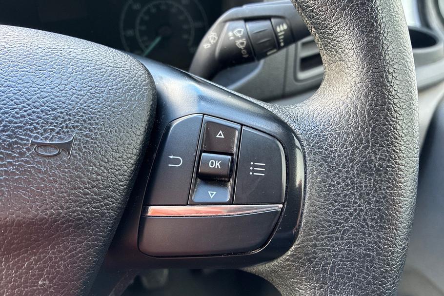 Used FORD TRANSIT CUSTOM YV19ZVR 35