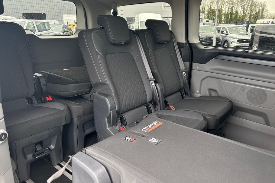 Used FORD TOURNEO CUSTOM YM25LNU 31