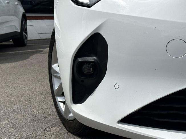VAUXHALL Corsa Photo 24