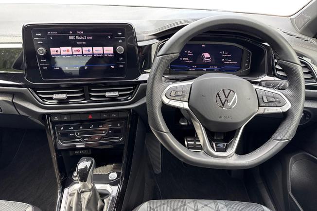 Volkswagen T-Roc Photo 11