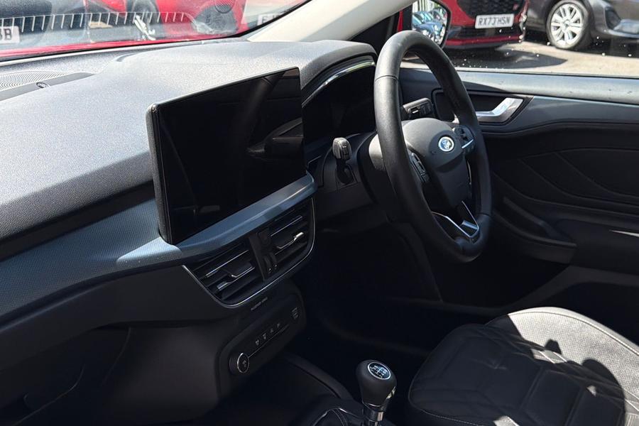 Ford FOCUS Photo autoimg-1a6a5d7c3ed4a368dc810e45bbe7a88e56840b42.jpg