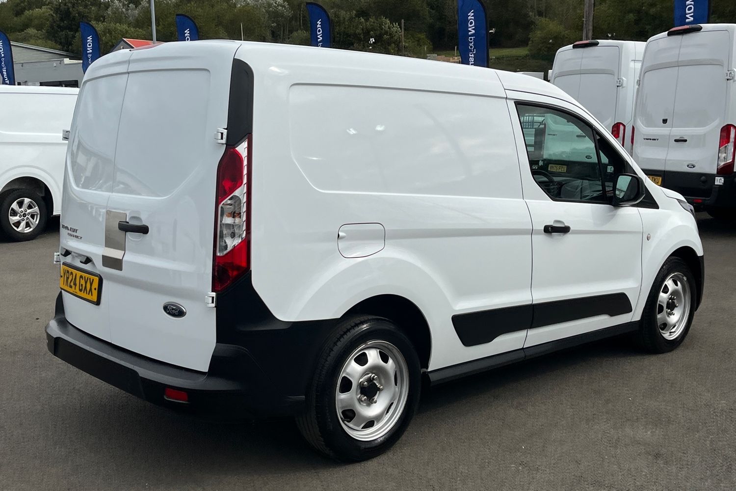 Ford TRANSIT CONNECT Photo 34