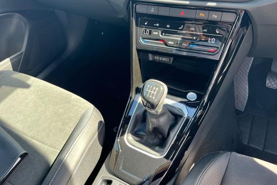 Volkswagen T-roc Photo autoimg-1a70d2c8934f961b89830907d546e5375f0637d5.jpg