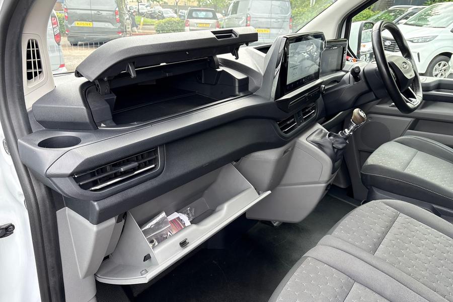 Ford TRANSIT CUSTOM Photo autoimg-1a73ab9f597d48dbb7ff9cbcbce59c255c6d25b0.jpg