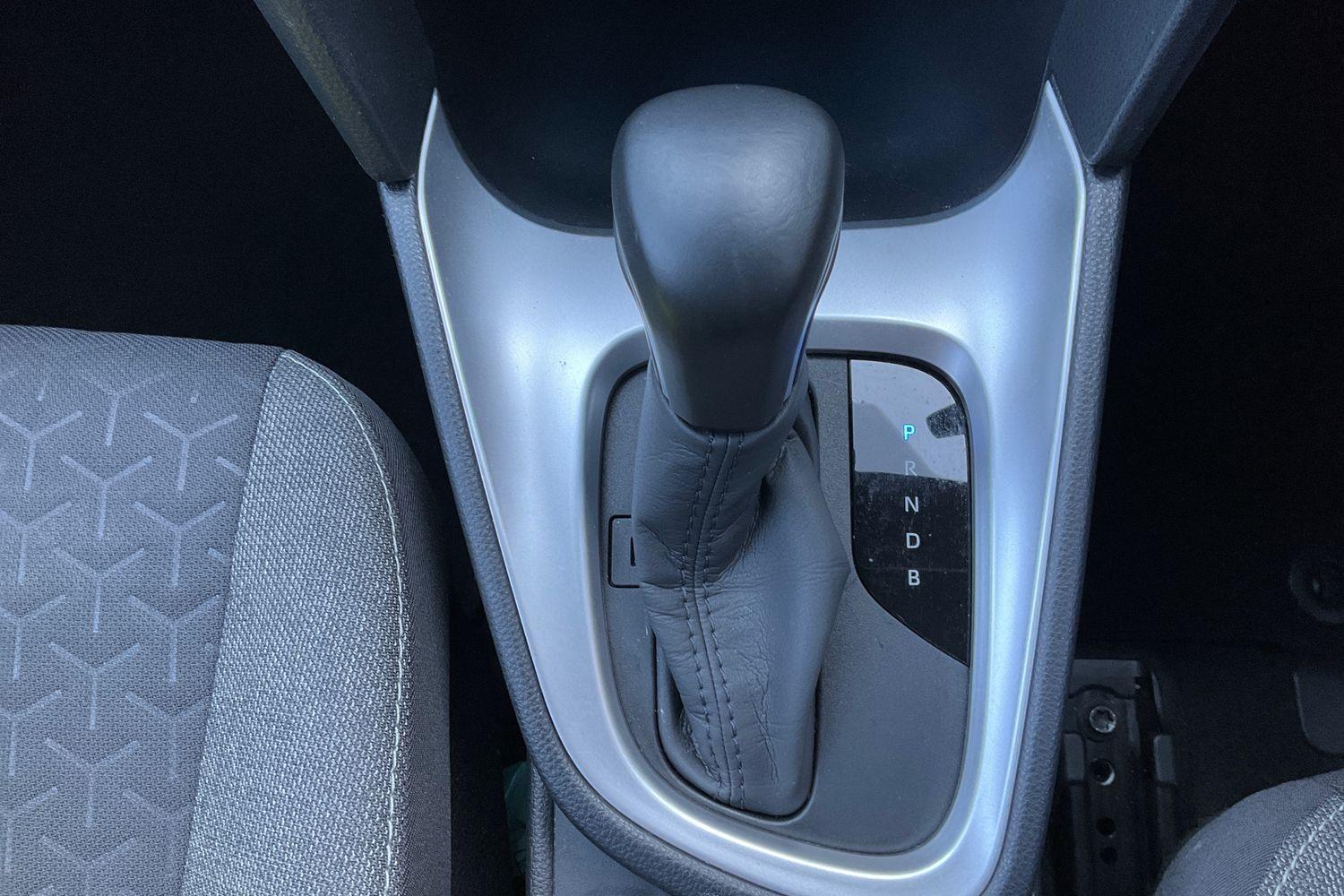 Toyota YARIS CROSS Photo 27