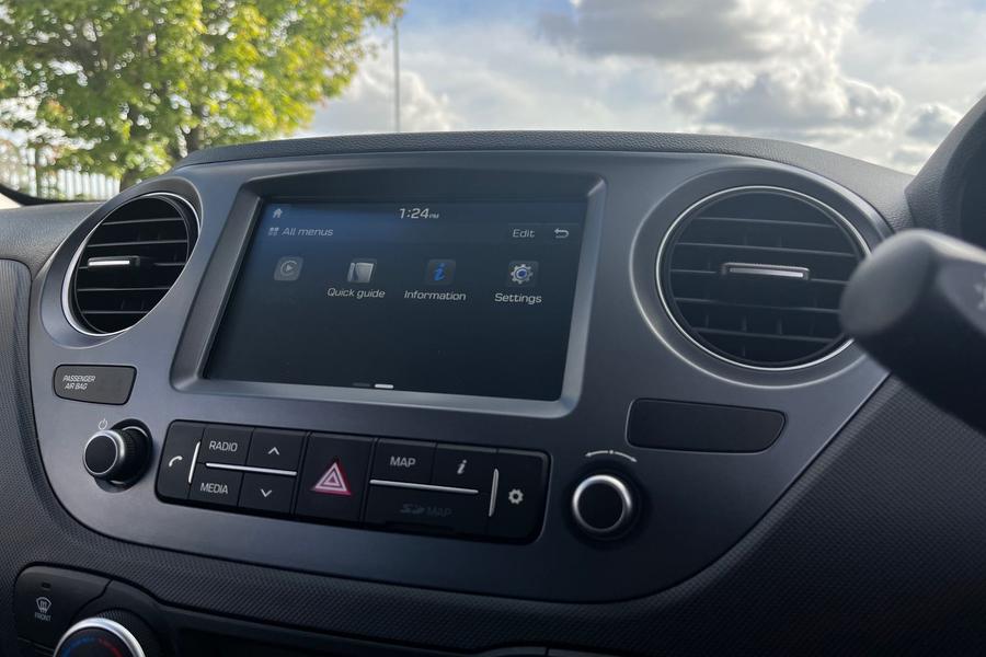 Hyundai i10 Photo autoimg-1a7837a9ef1bb31eccc740f07a0ec742a88f396e.jpg