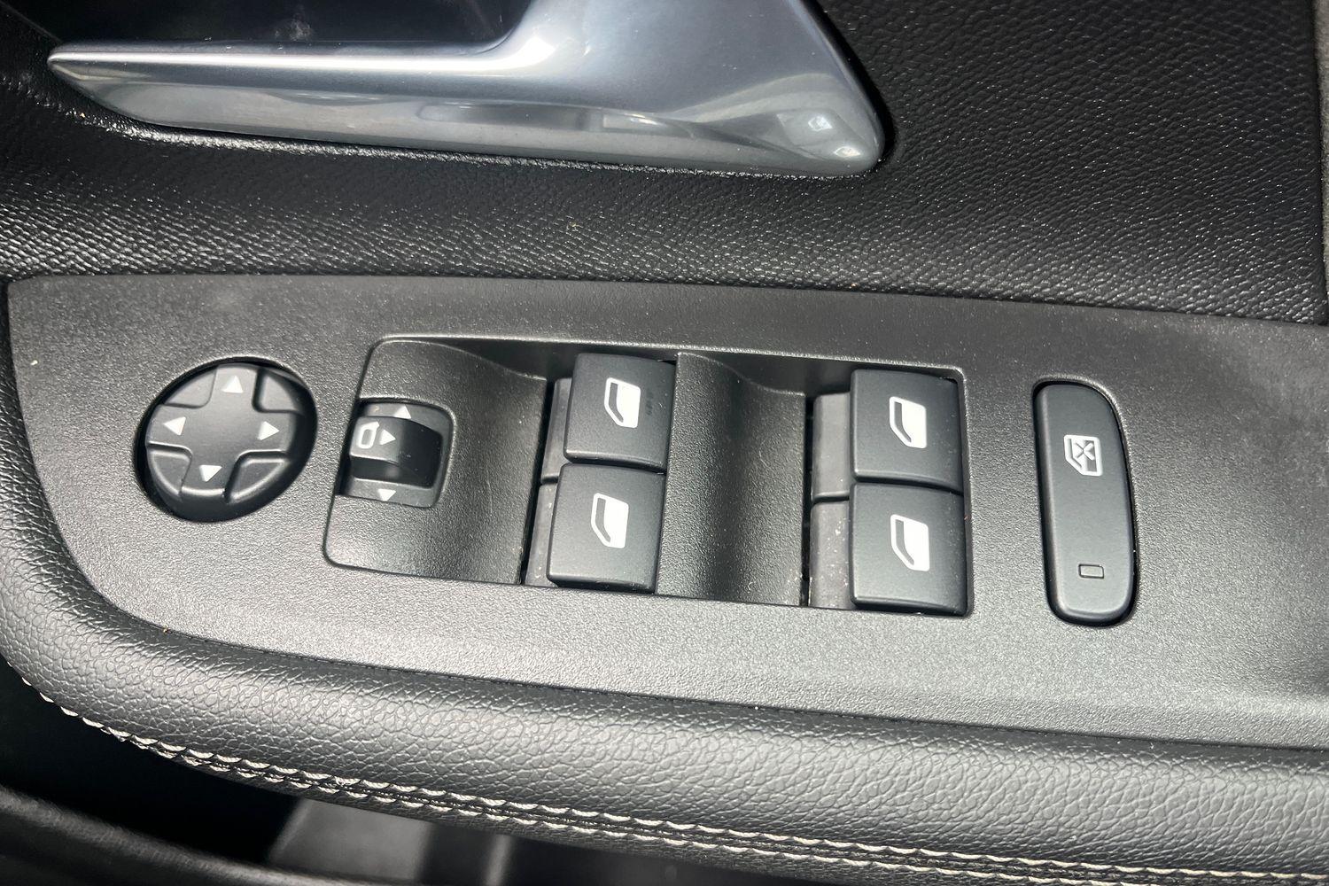 Vauxhall MOKKA Photo 15