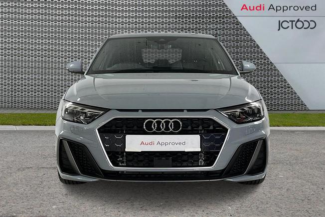 Audi A1 Photo 8