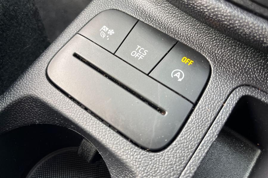 Ford FIESTA Photo autoimg-1a7a1ccb8a506a1ee01feadc7bd05b0818d5ea13.jpg