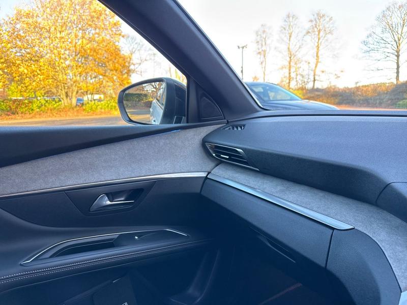 Used Peugeot 5008 KJ73YHT 49