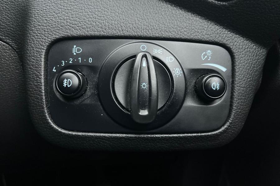 Ford KUGA Photo autoimg-1a7f62242015823df6fd52ccdf246ffae9d529e6.jpg