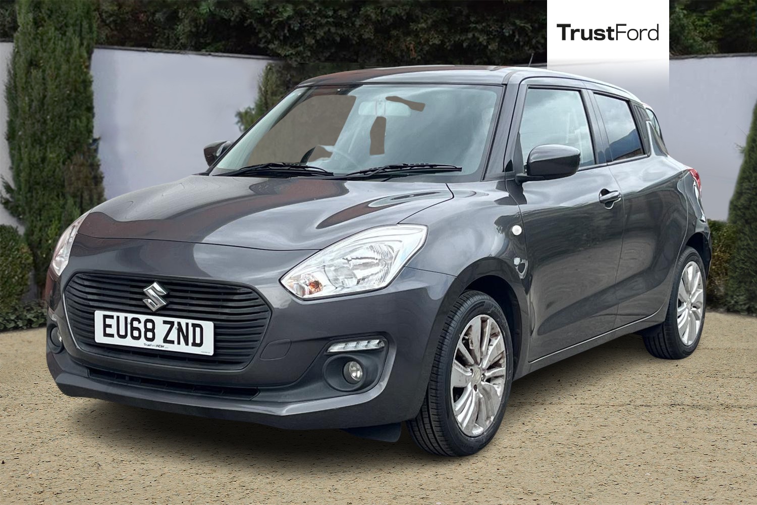 Suzuki SWIFT Photo 4