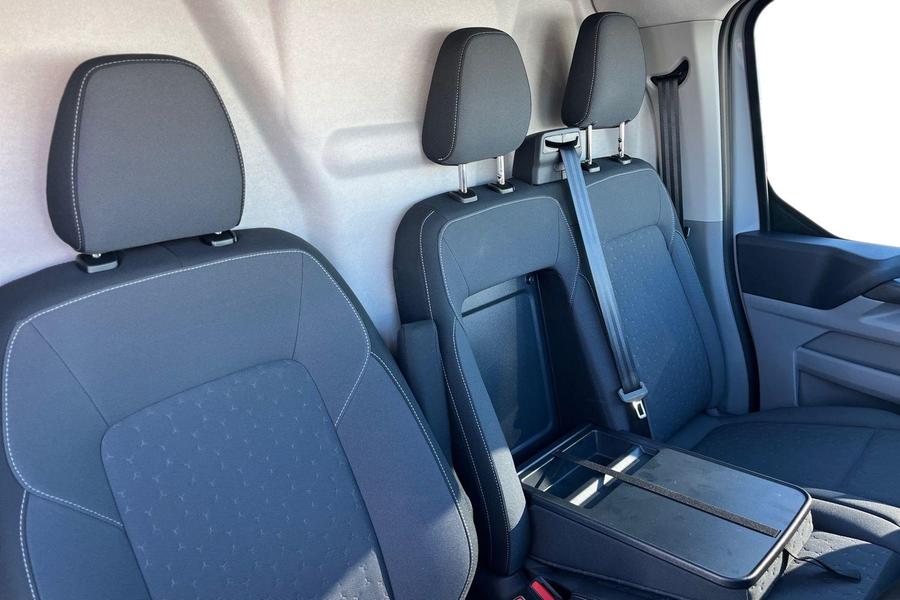 Ford TRANSIT E-CUSTOM Photo autoimg-1a82ca4243dc3cc54efd76e200adac62b986a5e8.jpg