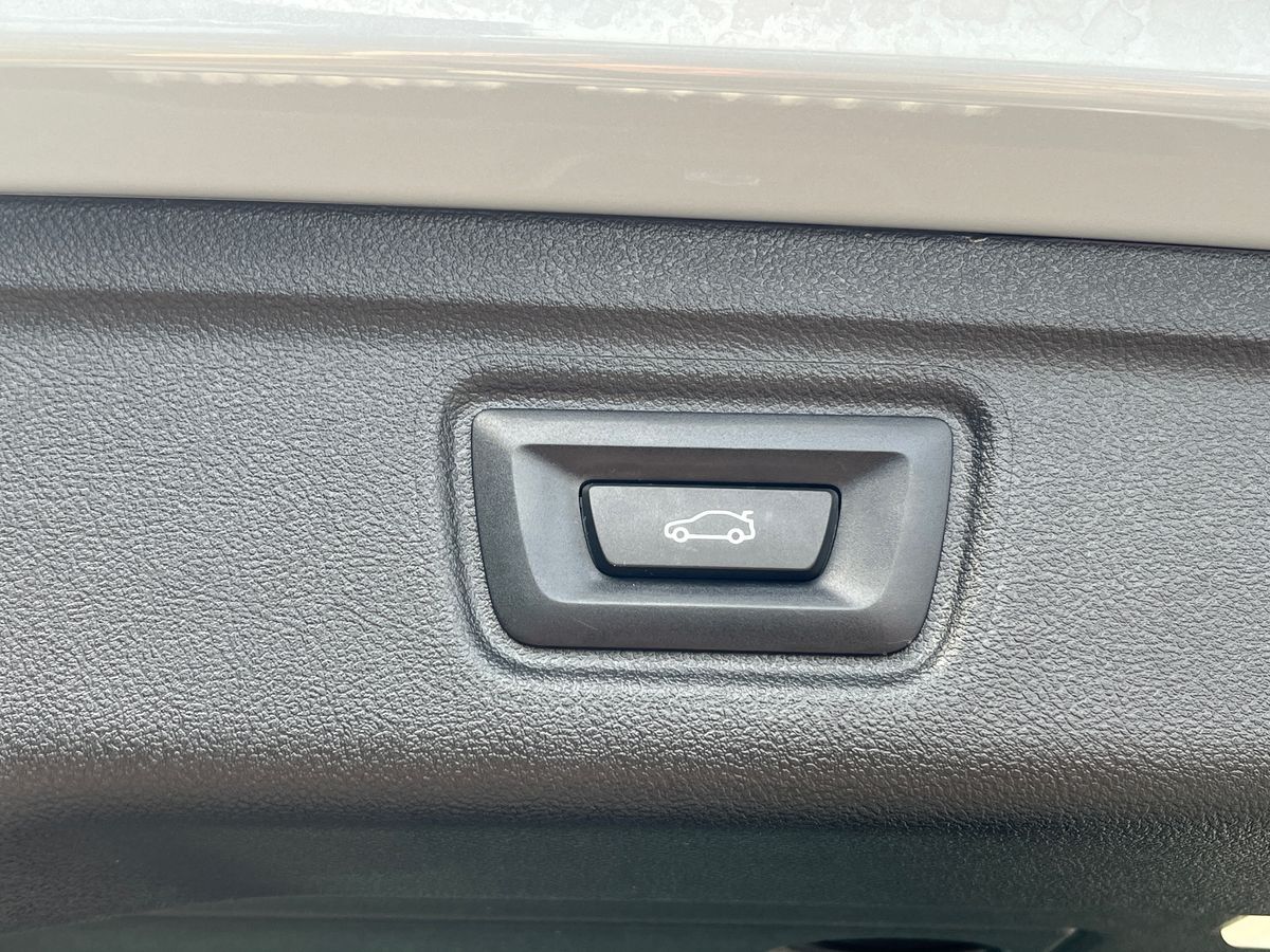 BMW 3 Series Photo 26