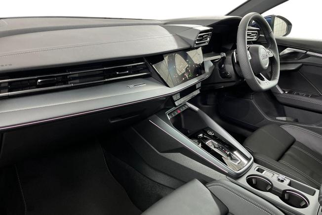 AUDI A3 Photo 2
