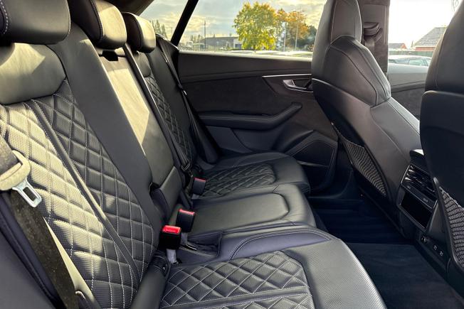 Audi SQ8 Photo 44