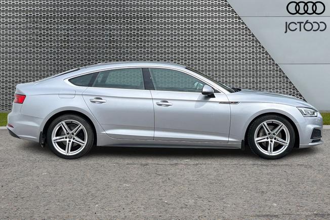 AUDI A5 Photo 4