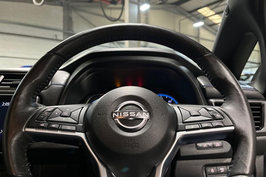 Nissan LEAF Photo autoimg-1a923cb311cf806ba85bbea6d31bd356282730ea.jpg