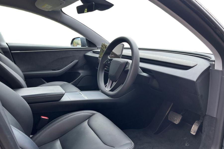 TESLA MODEL 3 Photo autoimg-1a93dc24e473438be3dda51c9091a01e1e9bacd0.jpg