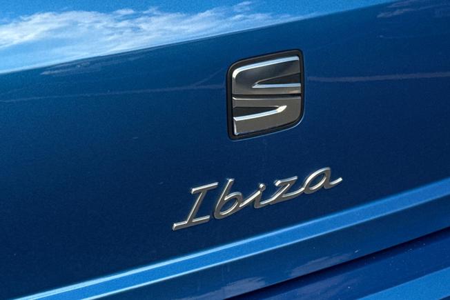 SEAT Ibiza Photo 48