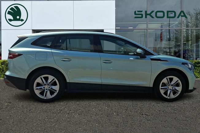 Skoda Enyaq Photo 4
