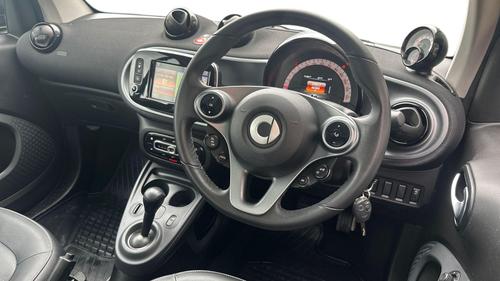 smart fortwo Photo autoimg-1a9c0468f375462890dfedb7b85fa48417f9aa3f.jpg