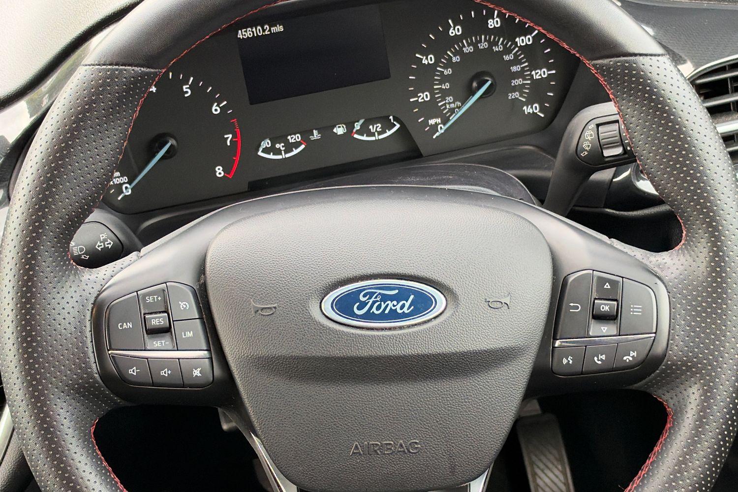 Ford FIESTA Photo 11