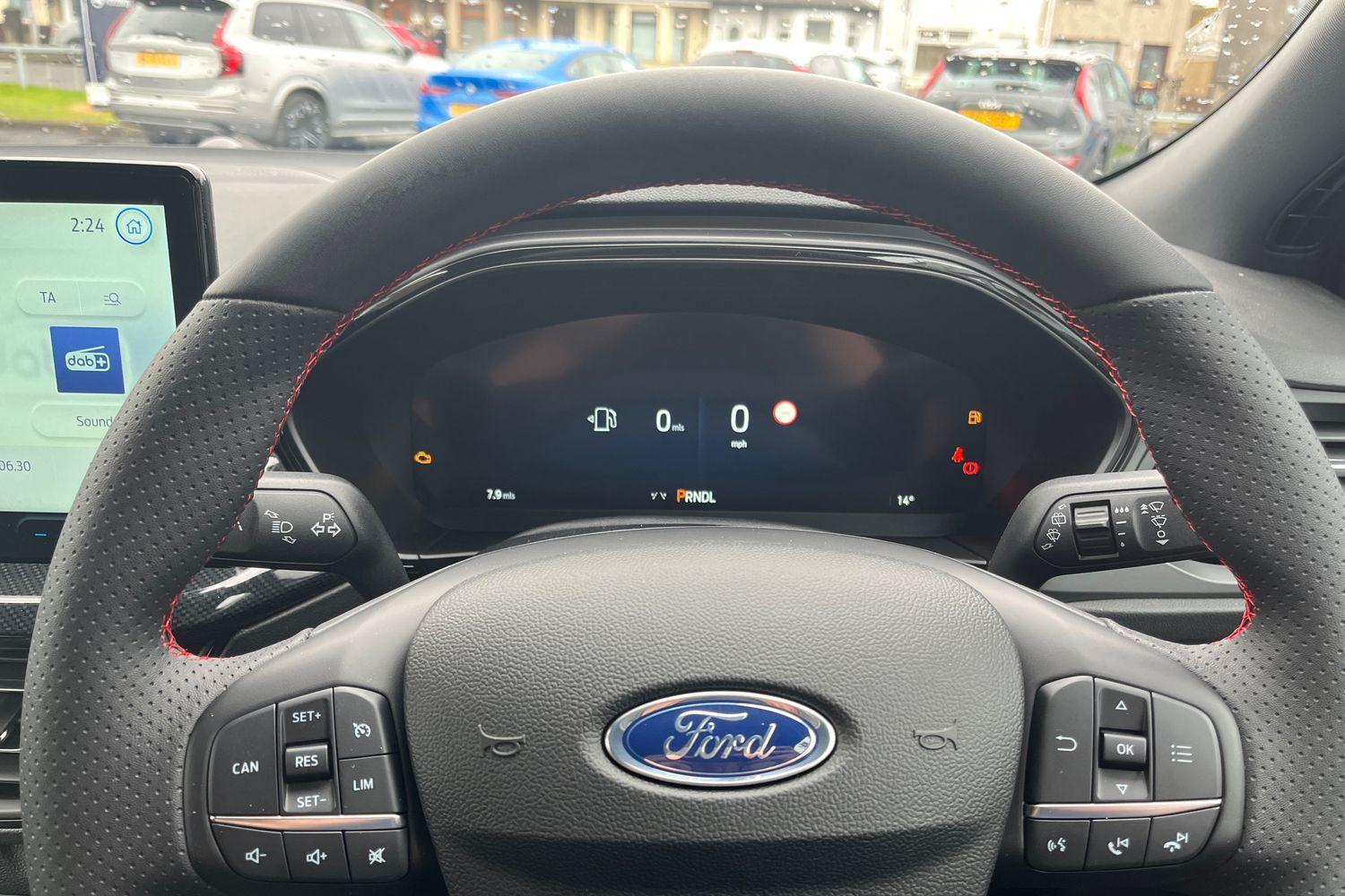 Ford Focus Photo 11