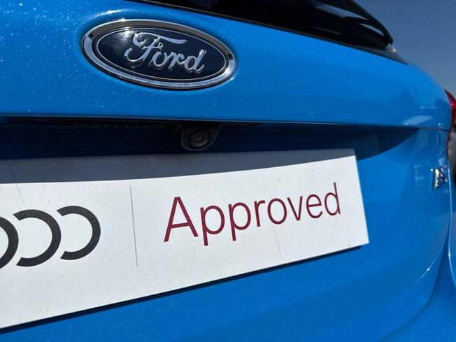 FORD Focus Photo 23