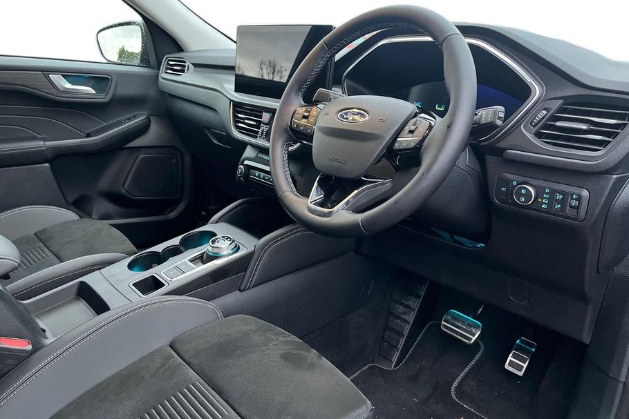 Used Ford KUGA AO25KVC 9