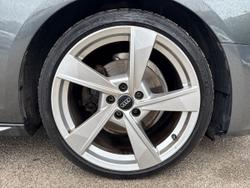 AUDI A4 Photo 5