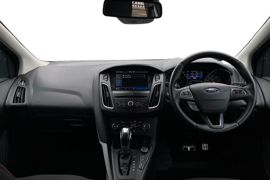 Ford FOCUS Photo autoimg-1aaba6cbf48e4aae43aab94e848688376fb0c4ab.jpg