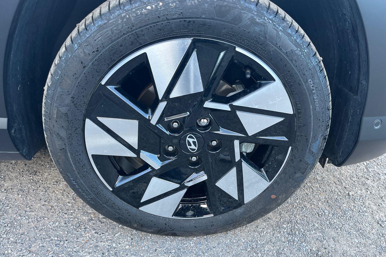 Hyundai KONA Photo 35