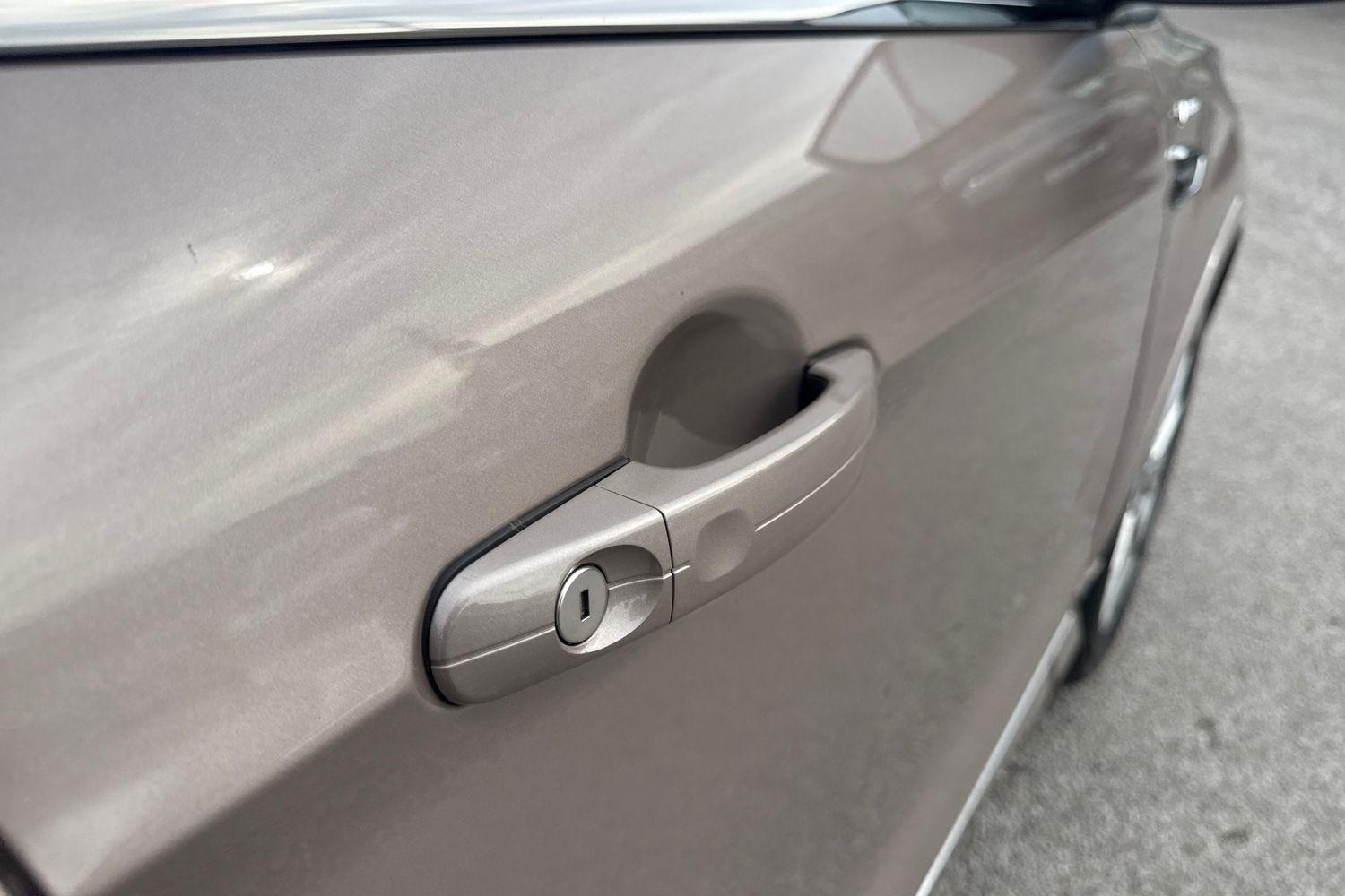 Ford KUGA VIGNALE Photo 36