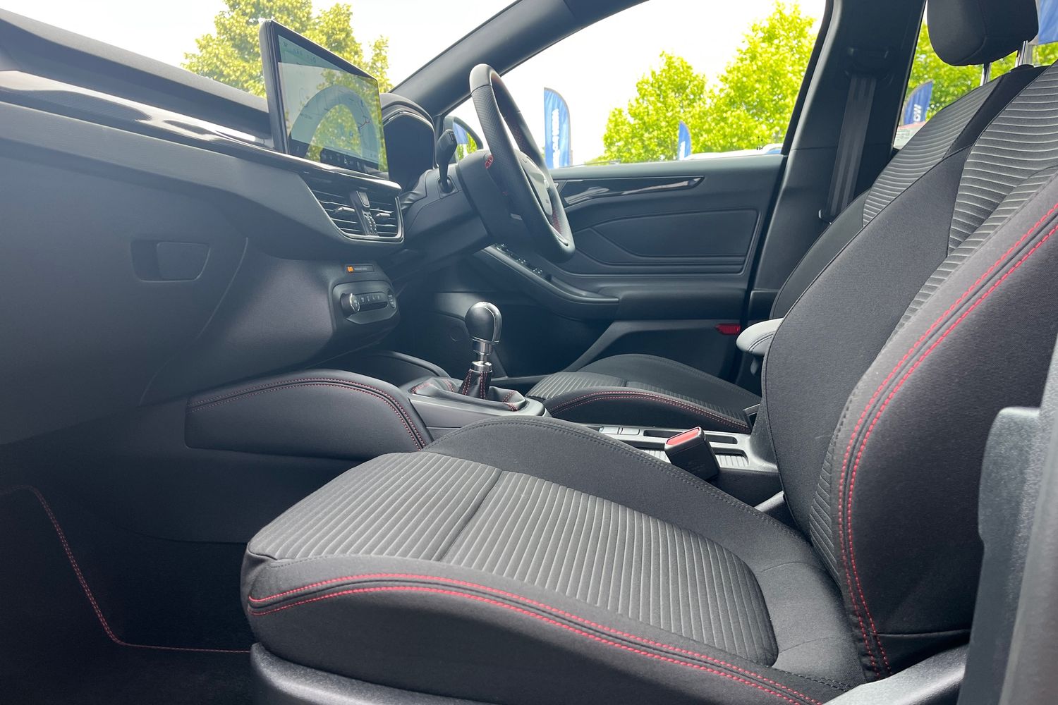 Ford FOCUS Photo 17
