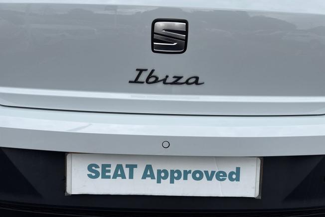 SEAT Ibiza Photo 31