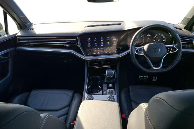 VOLKSWAGEN Touareg Photo 10