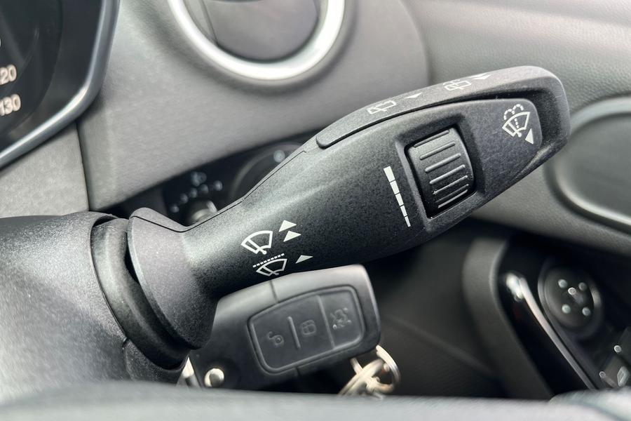 Ford Fiesta Photo autoimg-1ac7ab15210c388eb049df481d8ea8557cc42ea5.jpg