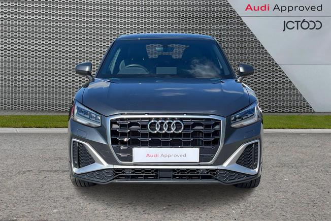AUDI Q2 Photo 8
