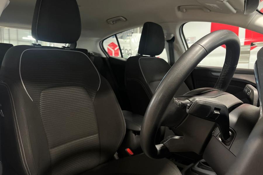Ford FOCUS Photo autoimg-1ace016307901252225fc698744bb4978837e528.jpg
