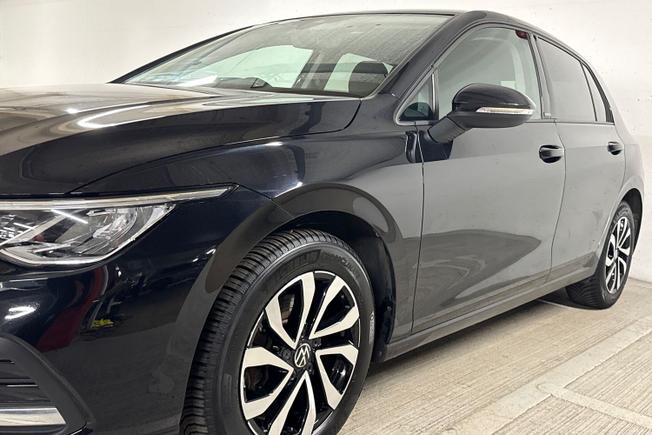 VOLKSWAGEN Golf Photo 30