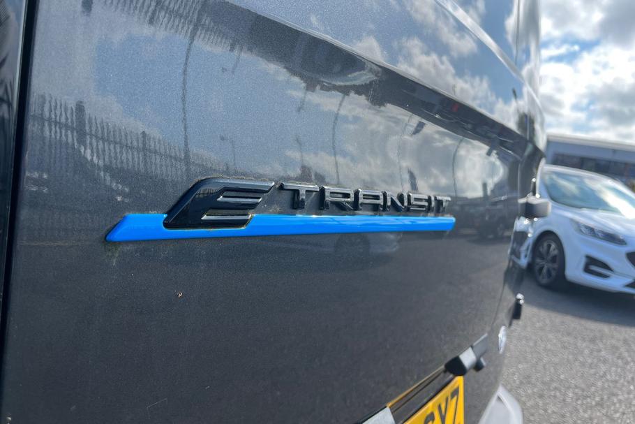 Used Ford E-TRANSIT CUSTOM BL75SXZ 20