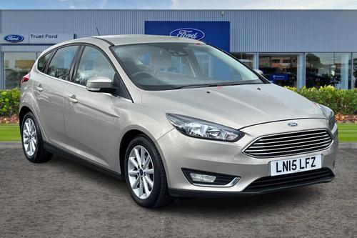 Used Ford FOCUS LN15LFZ 1